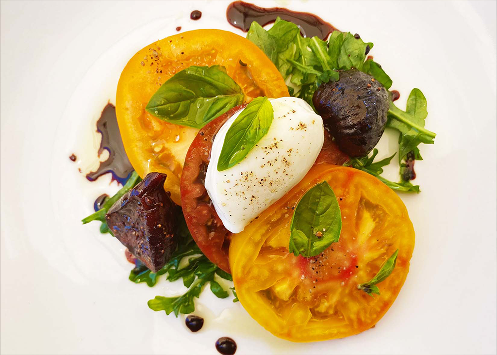 Heirloom Tomato Fig Salad